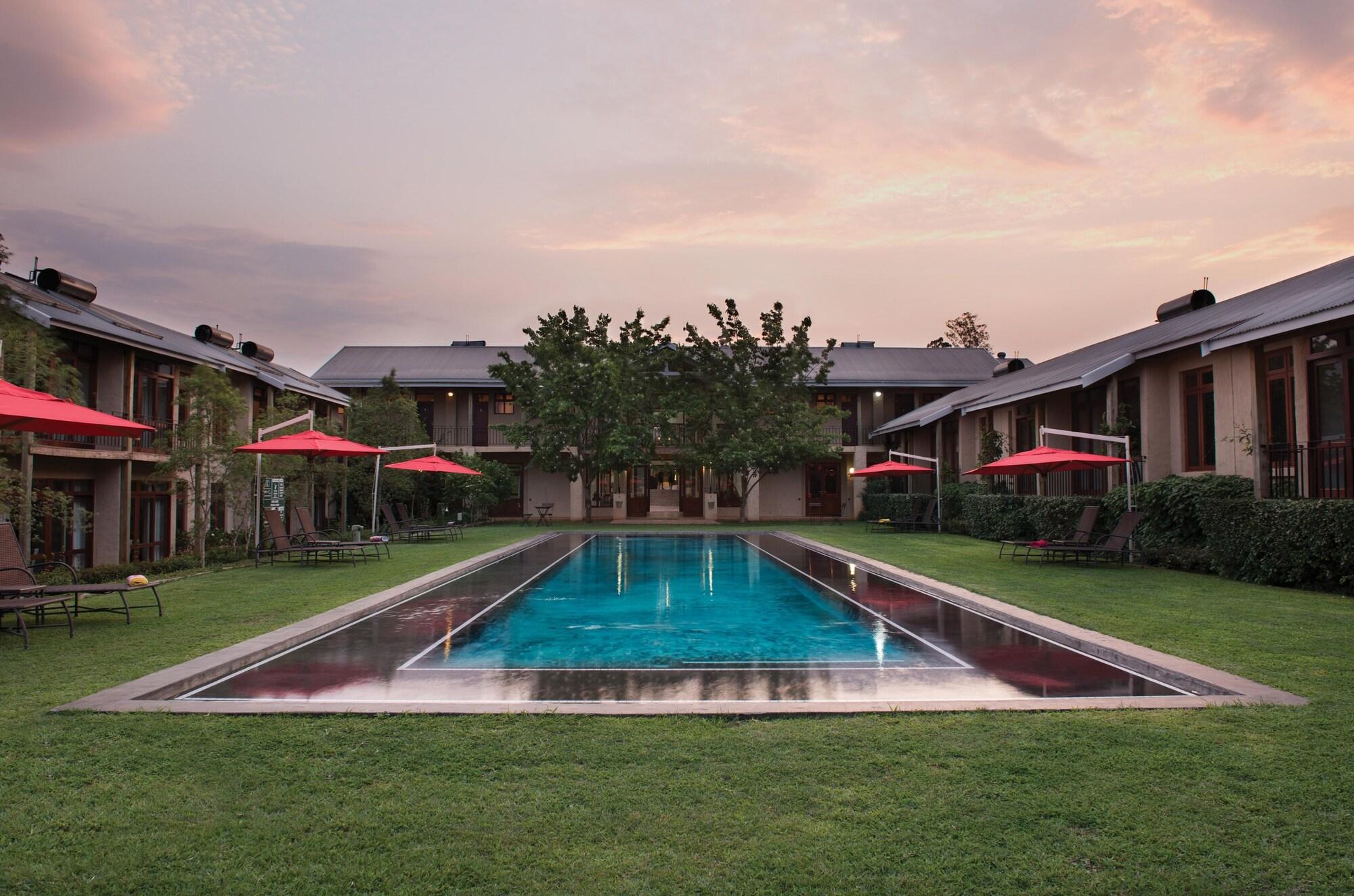 Casterbridge Hollow Boutique Hotel Вайт-Рівер Екстер'єр фото